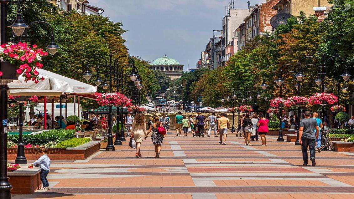 Bohohome Next To The Main Street София Экстерьер фото