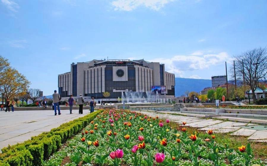 Bohohome Next To The Main Street София Экстерьер фото